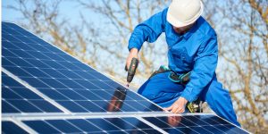 Installation Maintenance Panneaux Solaires Photovoltaïques à Cisternes-la-Foret
